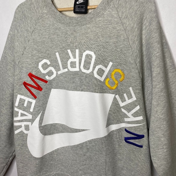 Nike Sportswear Crewneck French Terry AR1622-050 Swoosh Spell Out Gray Sz Small - Picture 2 of 9